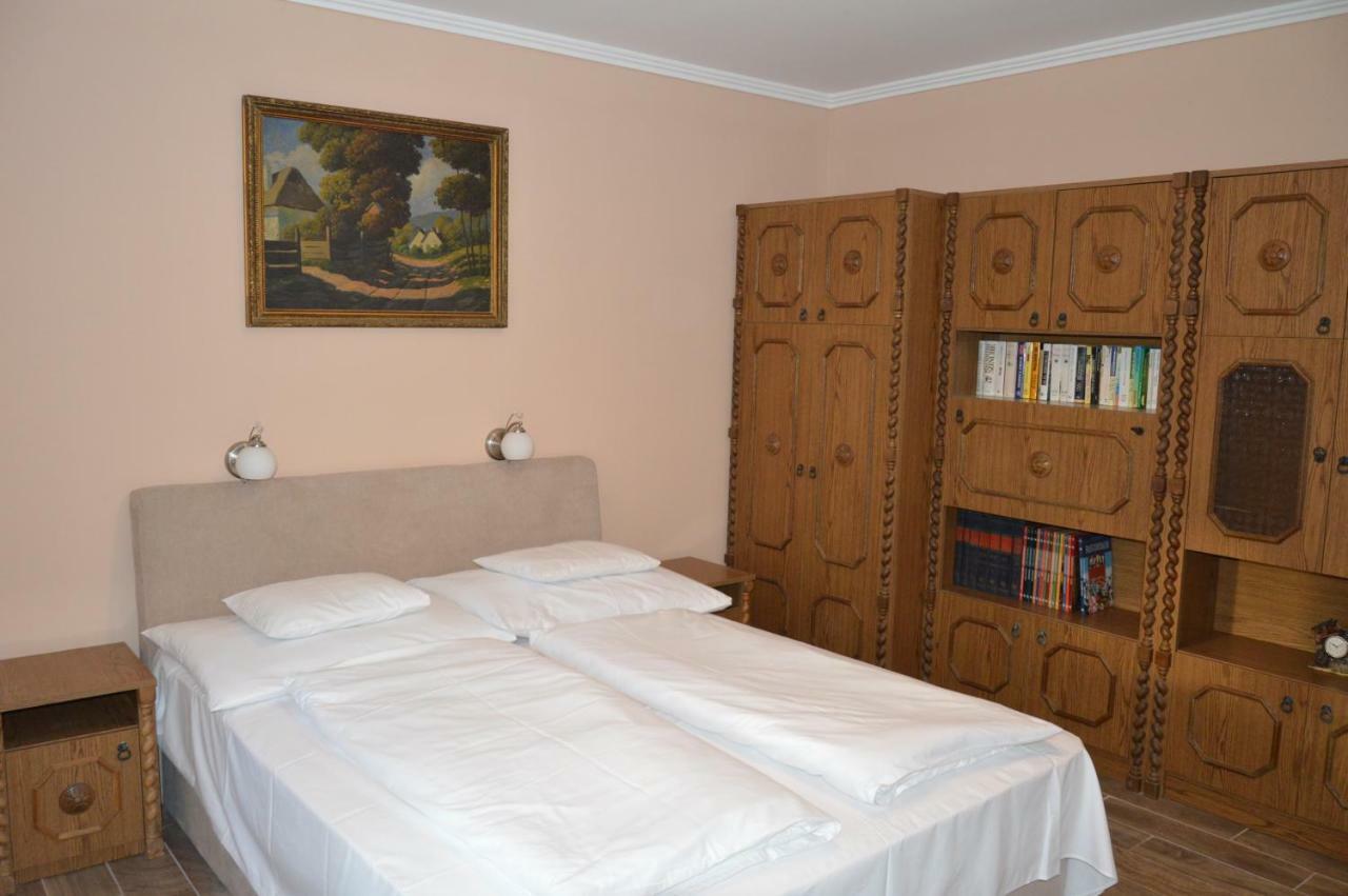 Varga Apartman Хевіз Екстер'єр фото