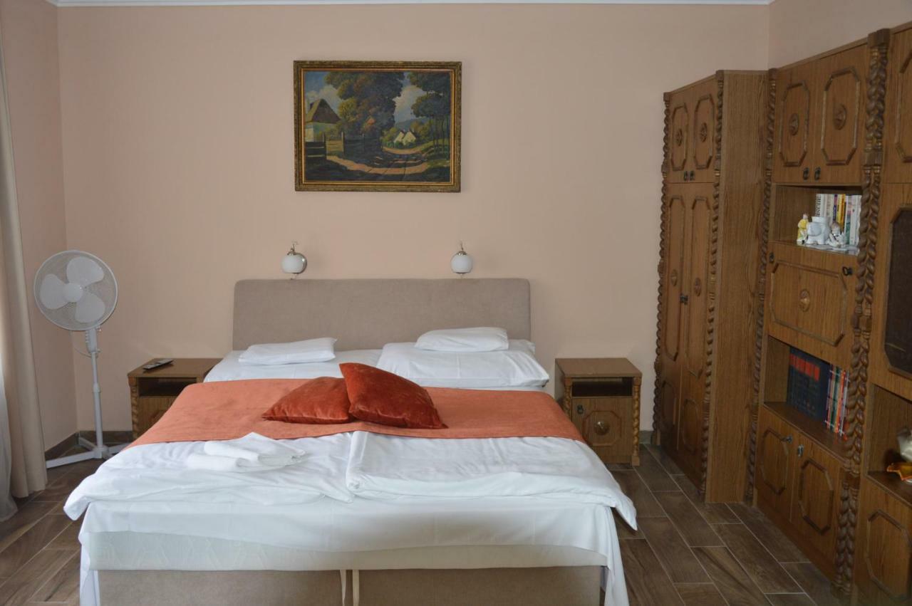 Varga Apartman Хевіз Екстер'єр фото