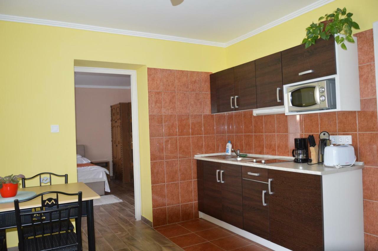 Varga Apartman Хевіз Екстер'єр фото